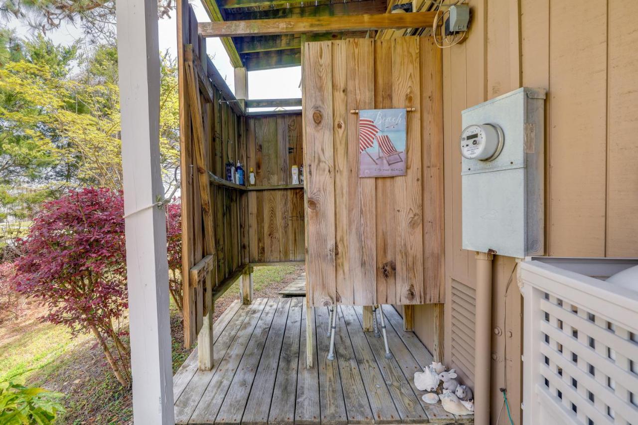 Sneads Ferry Vacation Rental Studio With Water Views エクステリア 写真