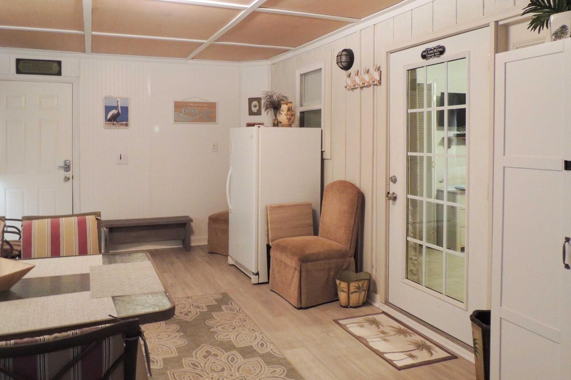 Sneads Ferry Vacation Rental Studio With Water Views エクステリア 写真