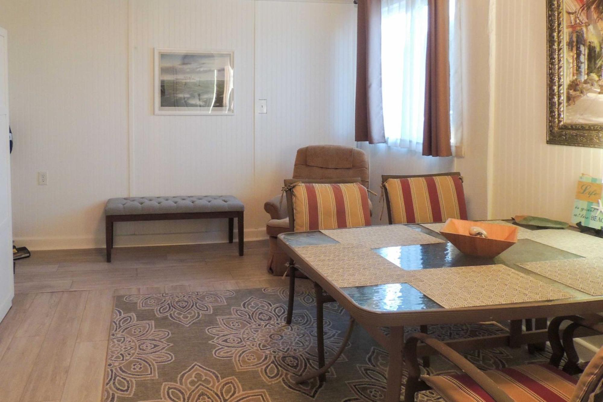Sneads Ferry Vacation Rental Studio With Water Views エクステリア 写真